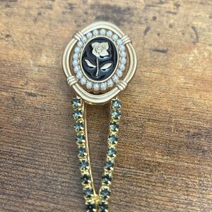 Elegant Gold and Black Rose Hair clip